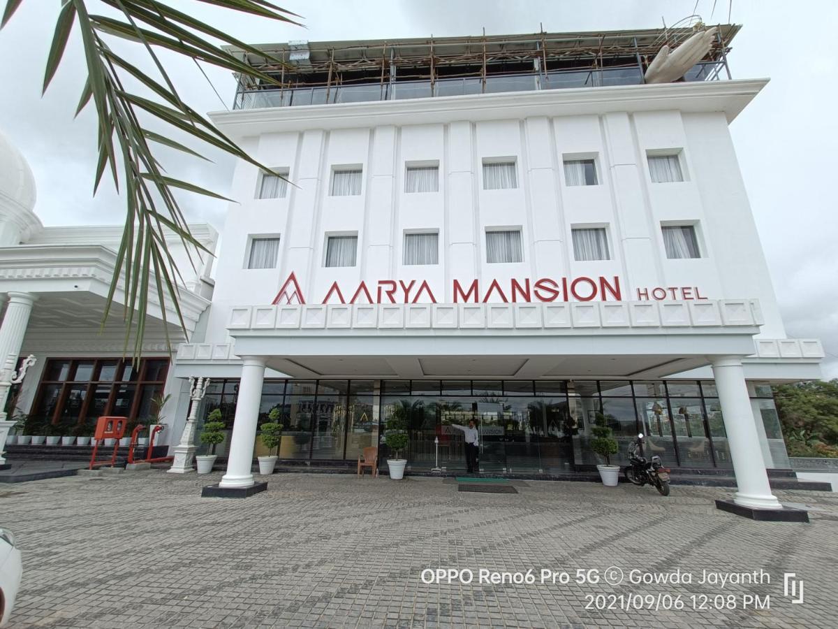 Aarya Mansion Vaccinated Staff Hotell Hassan Eksteriør bilde